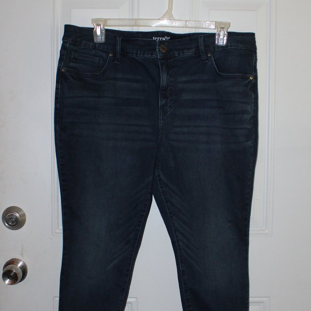 Women's Dark Blue Jeans
